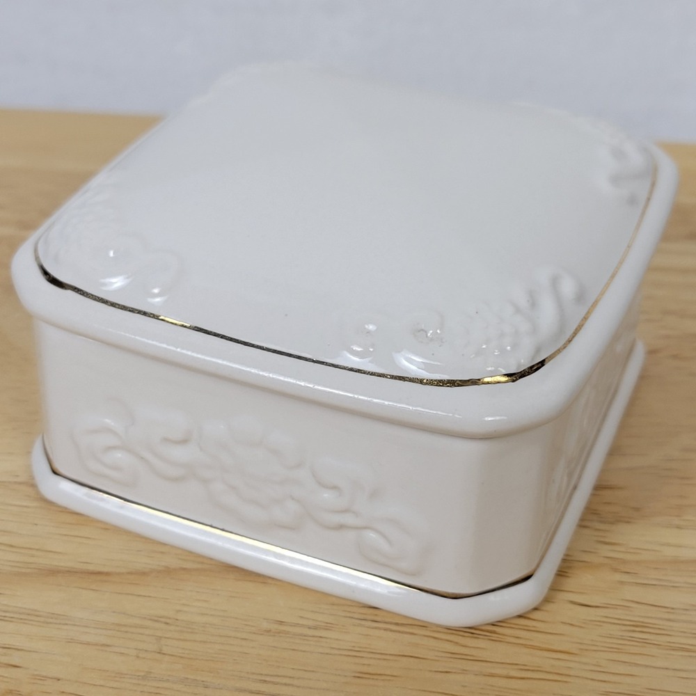 VTG Paul Sebastian 1996 Limited Edition Porcelain Trinket Box White Gold Trim